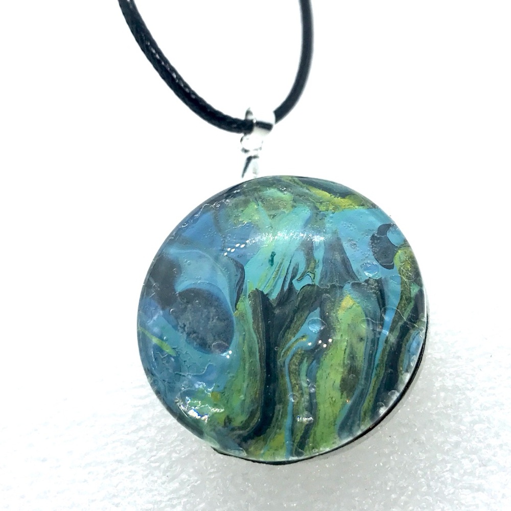 Statement Snap pendant with handmade 30mm snap SJ30 simple round StyleDot